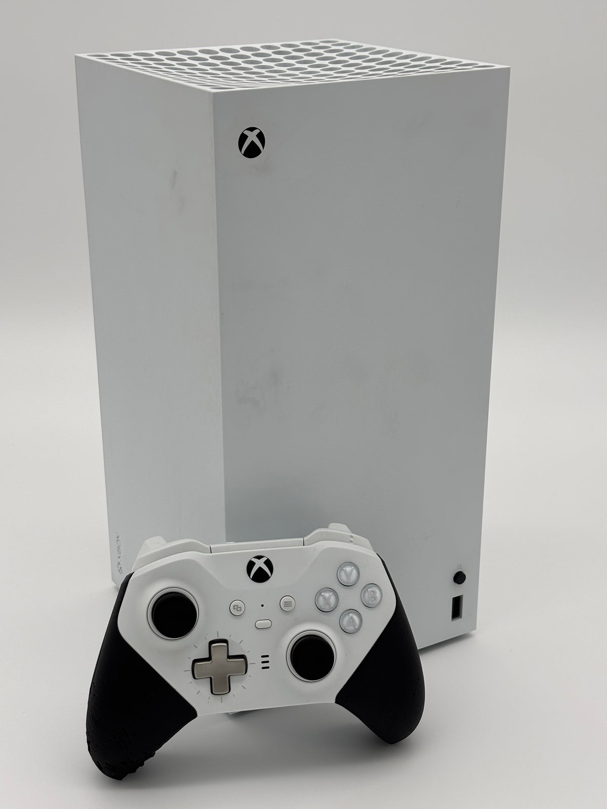 XBOX Series X Digital with Series 2 XBOX Elite Pro Controller