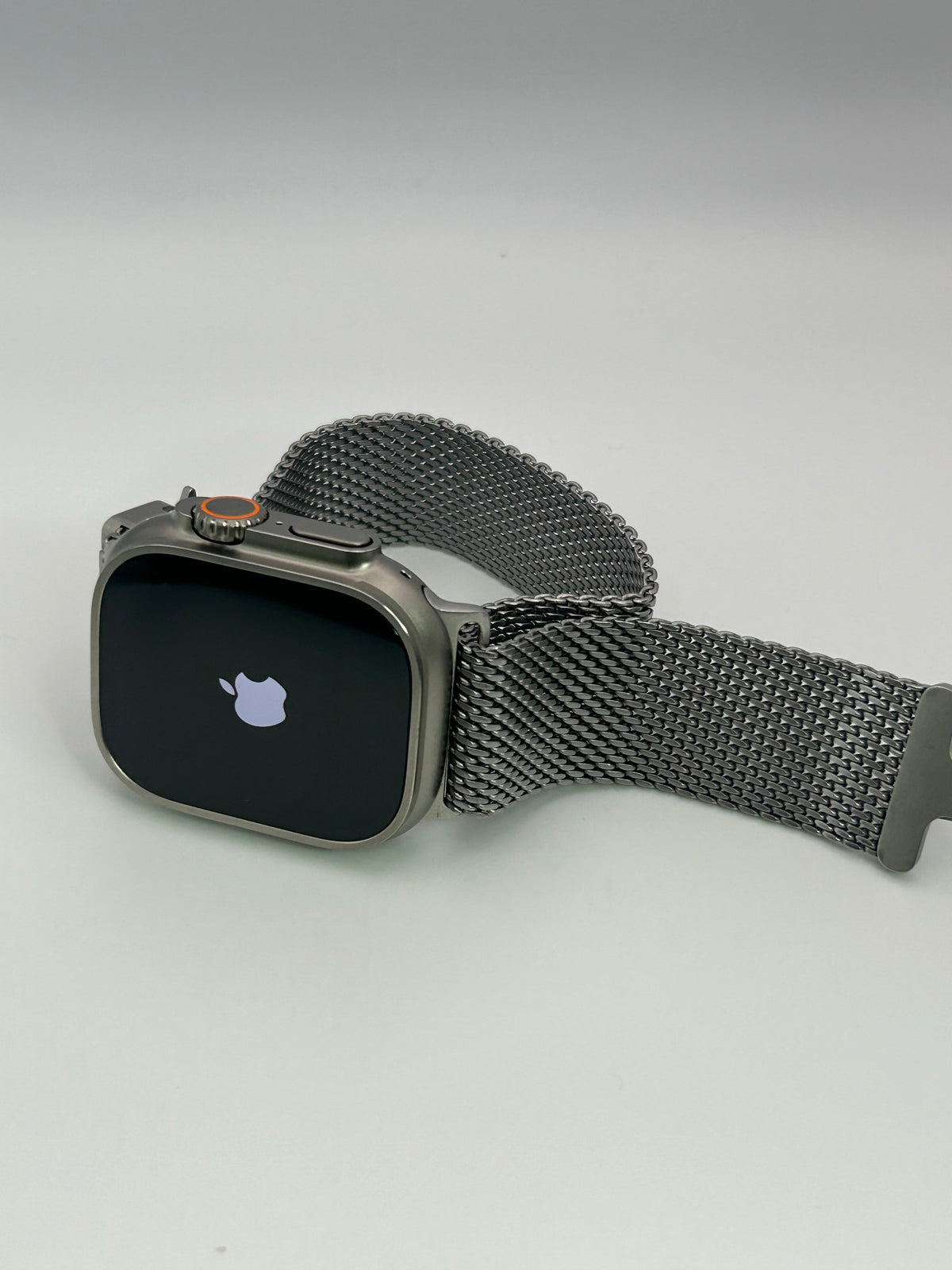 Apple Watch Ultra 2 2nd Generation GPS & Cellular 49mm - Titanium - Excellent